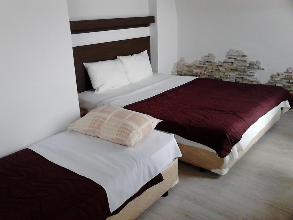 Hotel Prenociste Konstantin 2008 à Ni Chambre photo