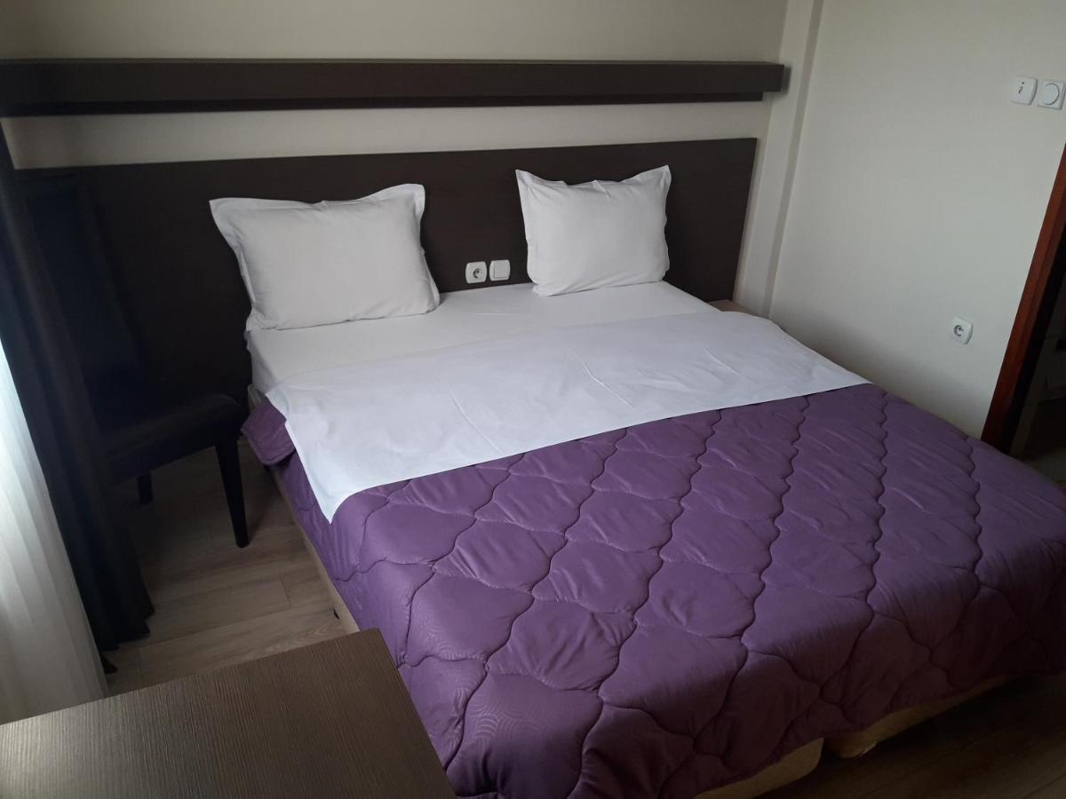 Hotel Prenociste Konstantin 2008 à Ni Extérieur photo
