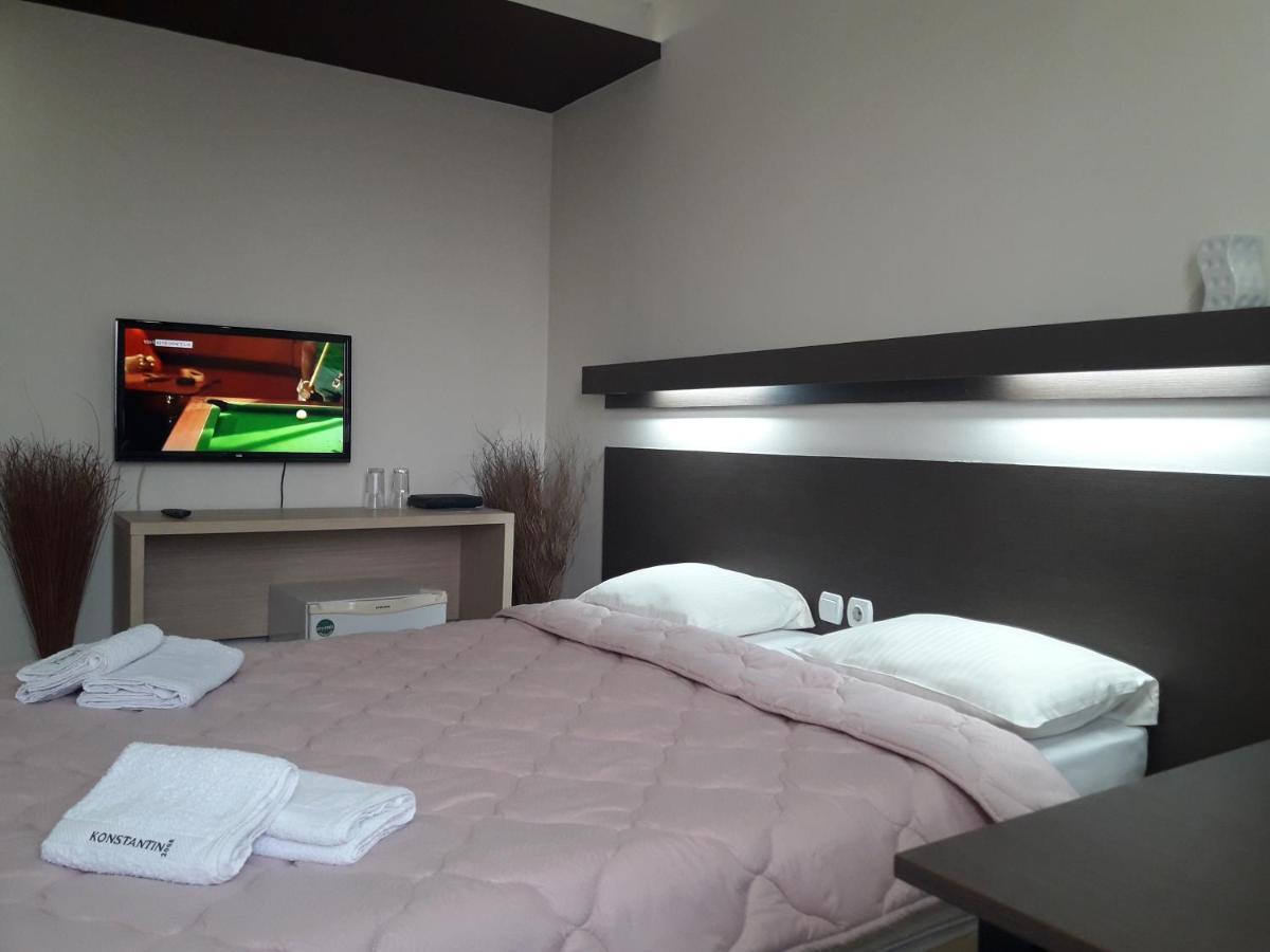 Hotel Prenociste Konstantin 2008 à Ni Extérieur photo