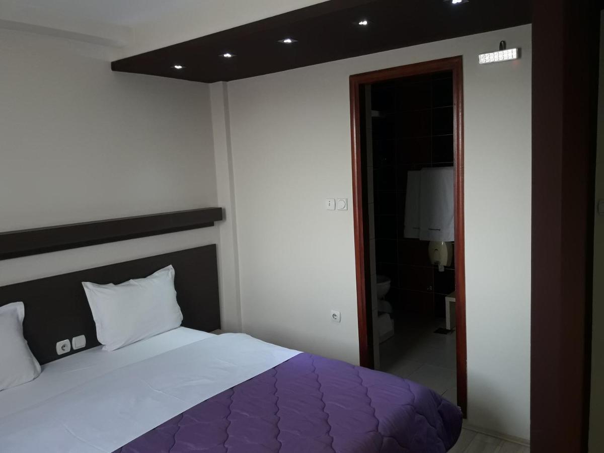 Hotel Prenociste Konstantin 2008 à Ni Extérieur photo