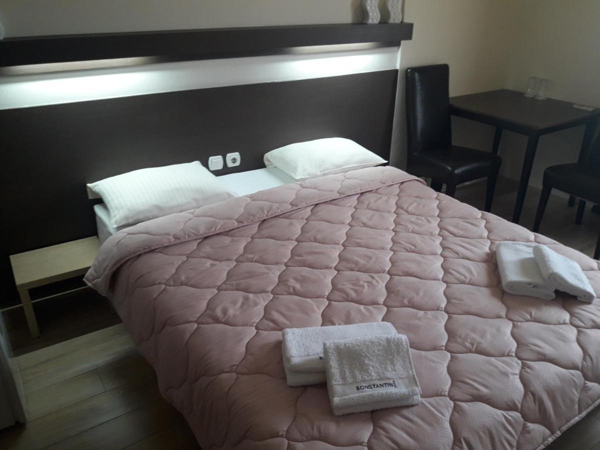 Hotel Prenociste Konstantin 2008 à Ni Extérieur photo
